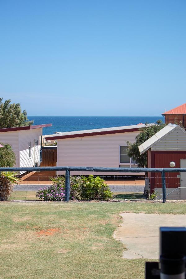 Seaspray Beach Holiday Park Dongara Exterior foto