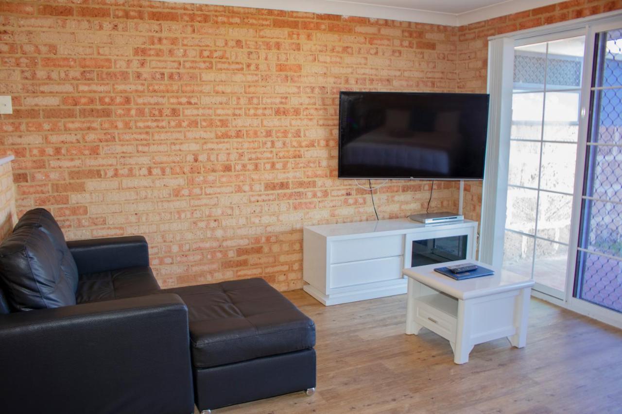 Seaspray Beach Holiday Park Dongara Exterior foto